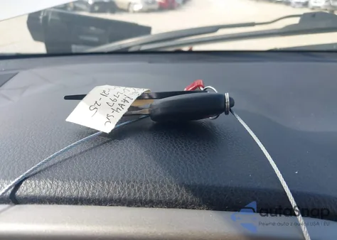 2016 Toyota Rav4 Le from USA, damaged, VIN 2T3BFREV2GW422888